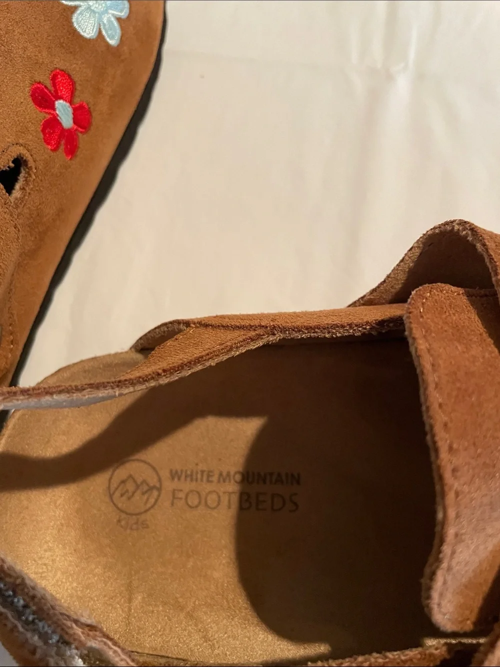 White Mountain Footbeds Kids Brown Suede Floral Embroidered Sandals